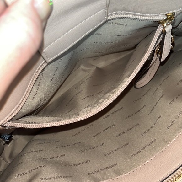 Well Loved MK Purse - Picture 9 of 14